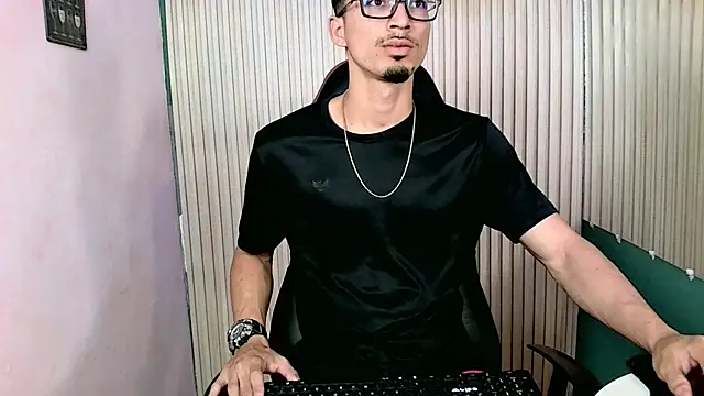 Becker2  online show from January 5, 2026, 5:38 pm