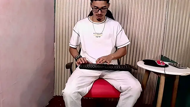 Becker2  online show from January 7, 2026, 5:18 pm