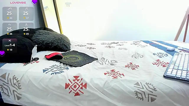 Snapshot of andrea_cherryy chatting on February 11, 2026, 12:27 pm andrea cherryy online show from February 11, 2026, 12:27 pm