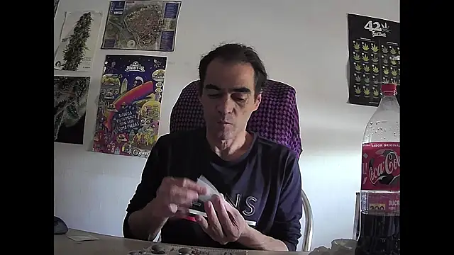 ReyDeBotones online show from April 10, 2026, 4:25 pm