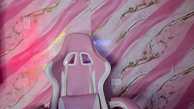 Bella ricci  online show from December 19, 2025, 11:07 pm