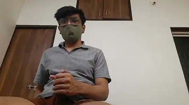 kk77102 online show from March 5, 2025, 6:23 pm