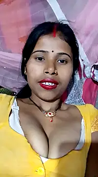 Snapshot of Miss_triha chatting on March 14, 2025, 5:48 am Miss triha online show from March 14, 2025, 5:48 am