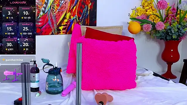 Eimy Adamss online show from March 18, 2025, 6:28 am