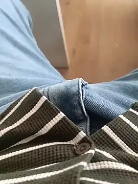 legolasleo online show from October 2, 2025, 11:13 am