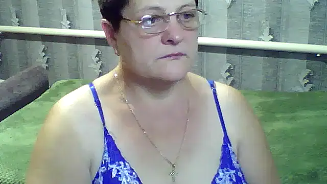 ElzaJewel online show from September 10, 2025, 5:01 pm