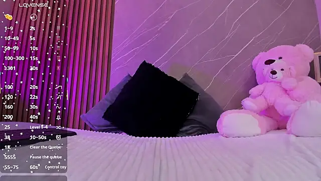 ariana jhonson1 online show from December 2, 2025, 12:29 pm