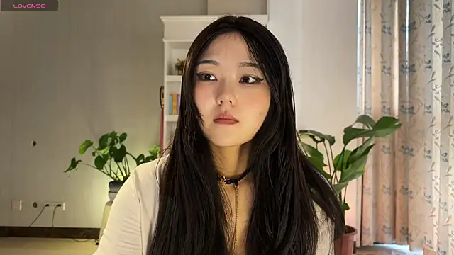 nanaliu6 online show from October 16, 2025, 1:14 am