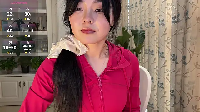 nanaliu6 online show from February 15, 2026, 10:36 am