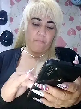 BonniAdams online show from October 5, 2025, 4:36 am