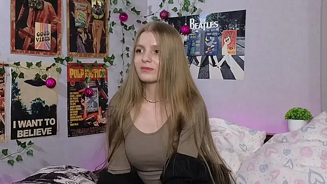 PrudenceCannon online show from February 6, 2025, 12:04 pm