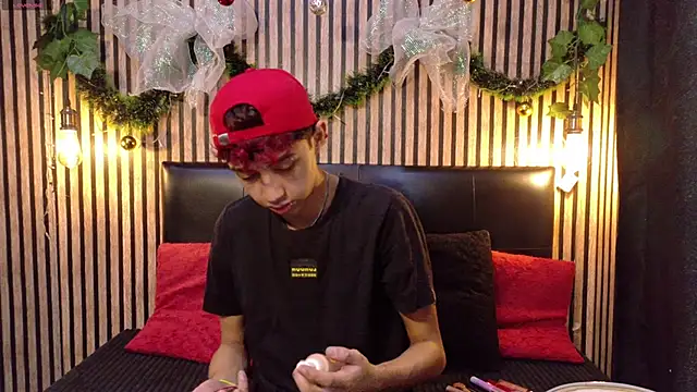 Allen Starck online show from December 15, 2025, 7:41 pm