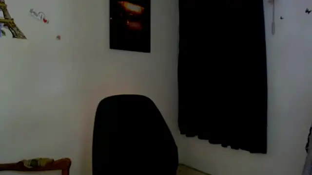 Snapshot of NovaNyx11 chatting on September 18, 2025, 9:51 pm NovaNyx11 online show from September 18, 2025, 9:51 pm