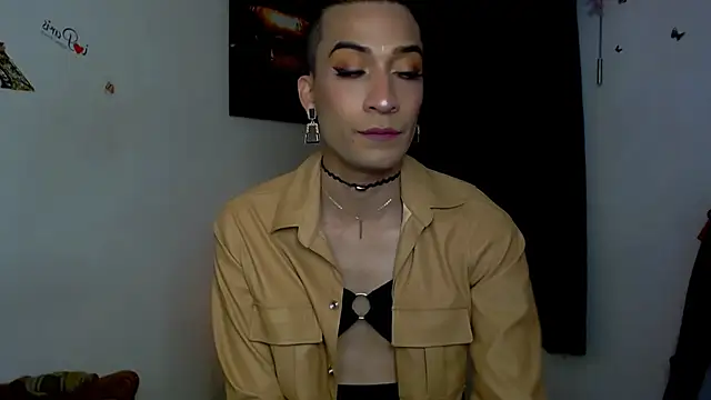 Snapshot of NovaNyx11 chatting on September 9, 2025, 10:30 pm NovaNyx11 online show from September 9, 2025, 10:30 pm