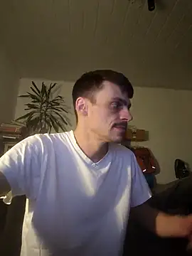 Snapshot of leinadanal chatting on February 4, 2025, 11:38 pm leinadanal online show from February 4, 2025, 11:38 pm