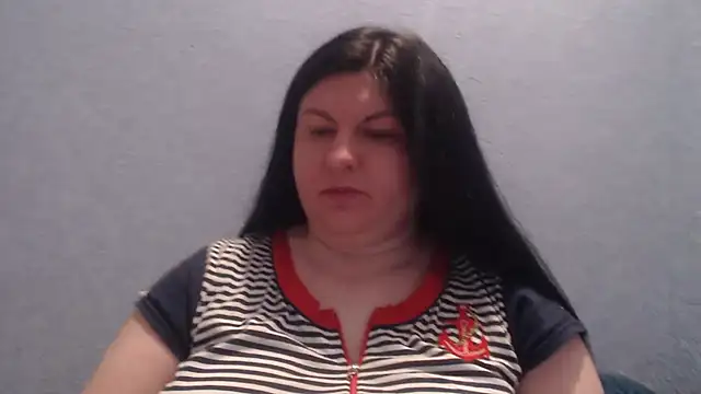 KiraSwee online show from February 26, 2026, 7:58 pm