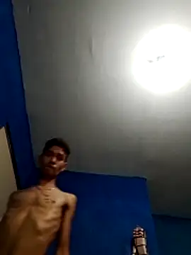 Snapshot of 1Dseralmora2 chatting on October 19, 2025, 8:44 pm 1Dseralmora2 online show from October 19, 2025, 8:44 pm