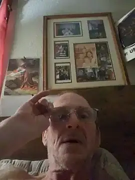 Dara4q online show from February 5, 2025, 6:24 am