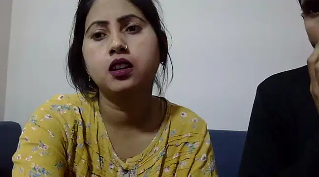 Queen Couple online show from March 8, 2025, 5:59 am