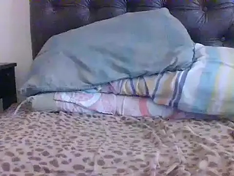 crow07xx online show from February 16, 2025, 11:16 am