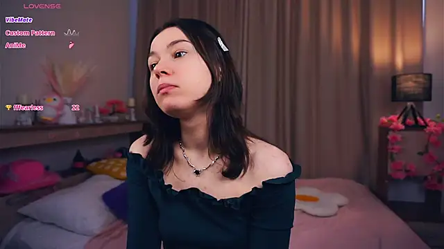 EleneBrach online show from March 6, 2025, 6:19 am