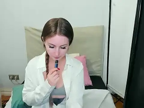 DonnaCam online show from March 18, 2025, 6:39 pm