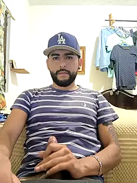 Snapshot of dickman10 chatting on November 29, 2025, 4:12 am dickman10 online show from November 29, 2025, 4:12 am