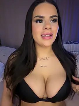 mrsbellanova online show from November 20, 2025, 10:42 pm