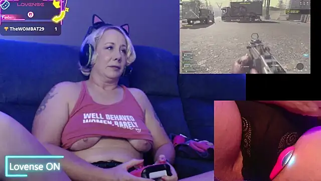 Snapshot of Trixiekittycutie chatting on September 13, 2025, 1:38 am Trixiekittycutie online show from September 13, 2025, 1:38 am