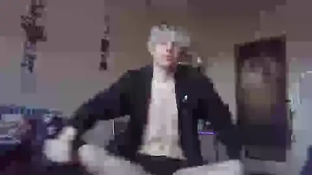 Snapshot of sanczesVVV chatting on March 3, 2025, 10:06 am sanczesVVV online show from March 3, 2025, 10:06 am