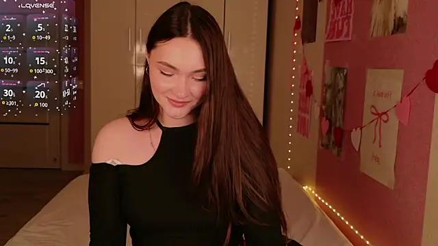 Kira Jin online show from March 19, 2026, 1:11 pm