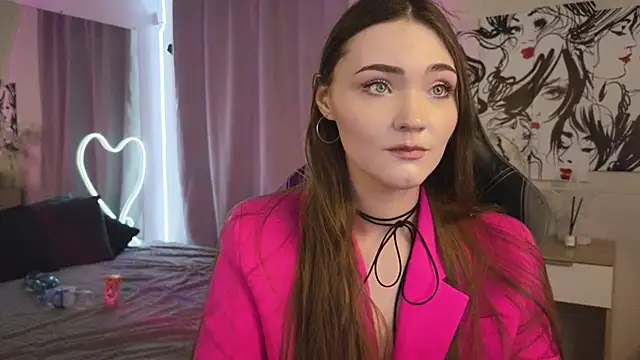 Kira Jin online show from February 26, 2025, 9:12 am