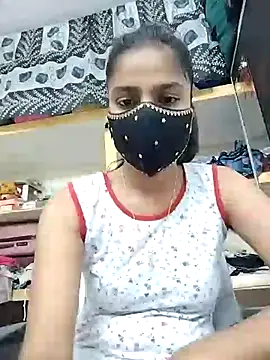 fuungirl38 online show from July 14, 2026, 4:35 pm