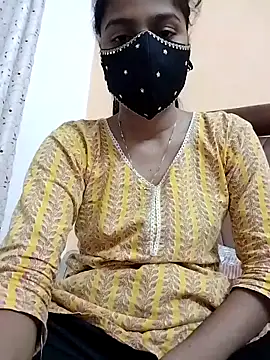 fuungirl38 online show from November 17, 2025, 3:27 pm