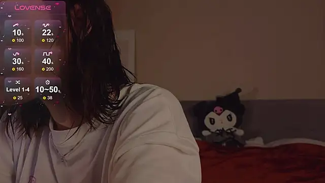 Mia Luw online show from October 3, 2025, 2:15 am