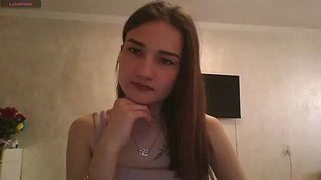 Snapshot of RoyalDessertt chatting on March 11, 2025, 9:13 am RoyalDessertt online show from March 11, 2025, 9:13 am