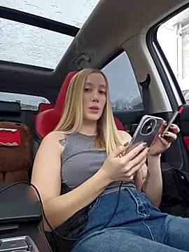 Pussy Drive03 online show from November 13, 2025, 4:38 am