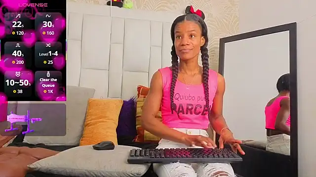 Snapshot of dafnnelewis chatting on May 4, 2026, 11:13 am dafnnelewis online show from May 4, 2026, 11:13 am