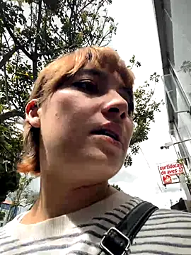 Maggie Geller online show from November 27, 2025, 4:29 pm