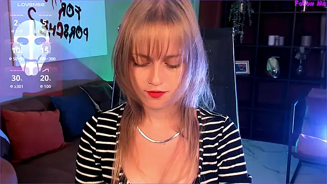 KiraMontoya online show from September 10, 2025, 5:34 pm