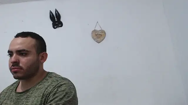 Snapshot of thitat_lovers chatting on March 1, 2025, 2:37 am thitat lovers online show from March 1, 2025, 2:37 am