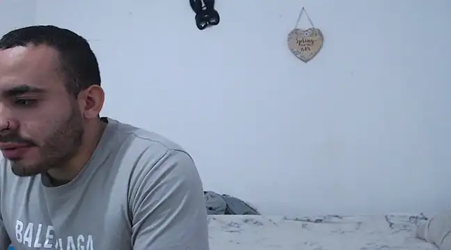 Snapshot of thitat_lovers chatting on February 12, 2025, 3:29 am thitat lovers online show from February 12, 2025, 3:29 am