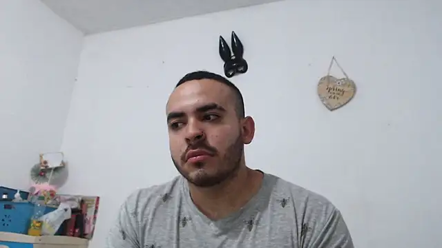 Snapshot of thitat_lovers chatting on February 20, 2025, 3:56 am thitat lovers online show from February 20, 2025, 3:56 am