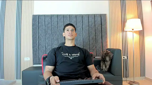 Snapshot of ANDRES_STUD chatting on September 15, 2025, 4:46 am ANDRES STUD online show from September 15, 2025, 4:46 am