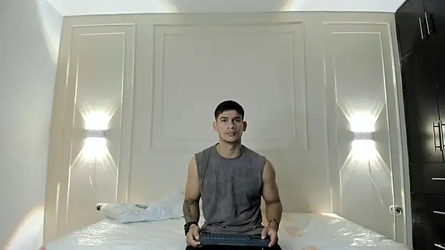 ANDRES STUD online show from June 20, 2026, 4:28 am