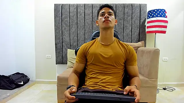 Snapshot of ANDRES_STUD chatting on March 20, 2025, 1:04 pm ANDRES STUD online show from March 20, 2025, 1:04 pm