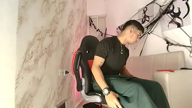 Snapshot of ANDRES_STUD chatting on October 26, 2025, 4:35 am ANDRES STUD online show from October 26, 2025, 4:35 am