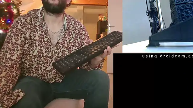 Snapshot of Mastersanges chatting on January 12, 2026, 4:03 pm Mastersanges online show from January 12, 2026, 4:03 pm