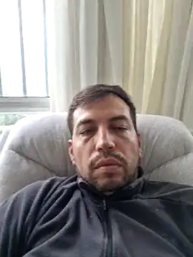 reyarturs13 online show from February 17, 2025, 5:12 pm