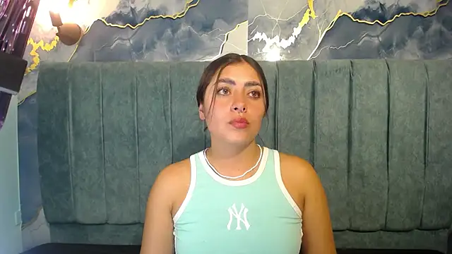 Snapshot of Emmaa_dia chatting on October 22, 2025, 2:44 am Emmaa dia online show from October 22, 2025, 2:44 am